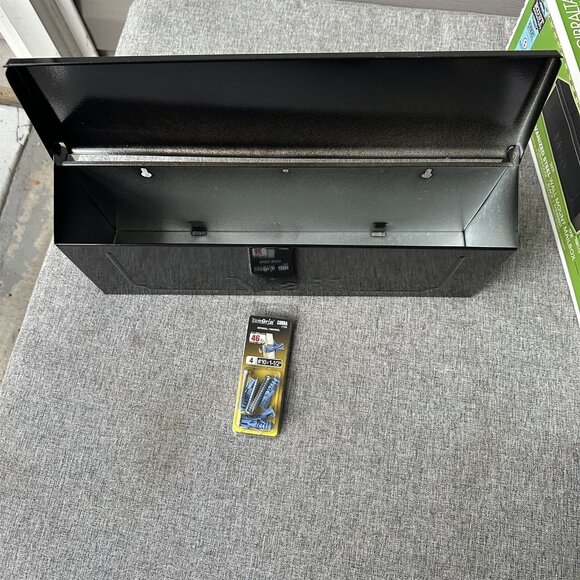 Gibraltar Mailboxes Townhouse Small Capacity Galvanized Steel Black, Wall-Mount - Picture 6 of 9